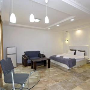 Apartaments on Komitas 20