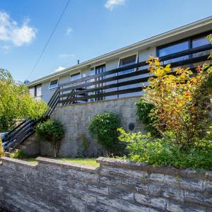 Ragged Staff - 3 Bedroom Holiday Home - Saundersfoot