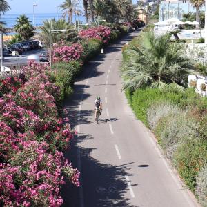 kaDevi Sanremo -centralissimo, parcheggio gratuito, bici-