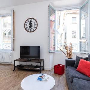 Bright 1 Bdr in the Old Town