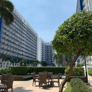 Wind and Sea at Sea Residences