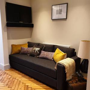 St Paul's Studios apartment