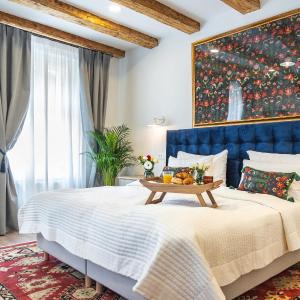 Nikolas Haus Premium Historic Center Stay & Free Parking