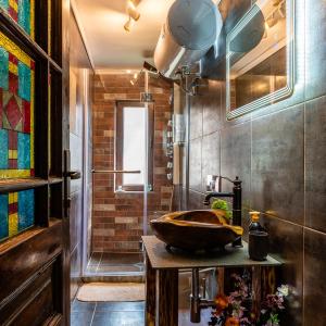 Art apartment EVMOLPIAS near Roman stadium