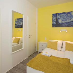 Studio Apartments - zentral mit Hinterhof-Flair