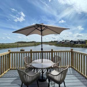 Secret Of Eden Lake View Lodge