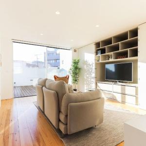 Marques de Pombal Duplex with Terrace by Homing