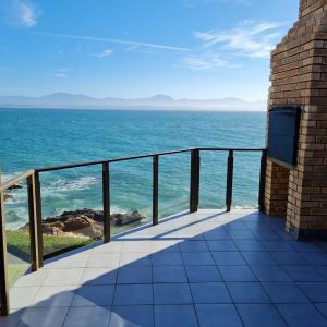 Point Village Accommodation - Erin 5