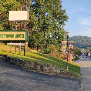 Hopwood Motel
