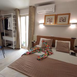 Taormina House