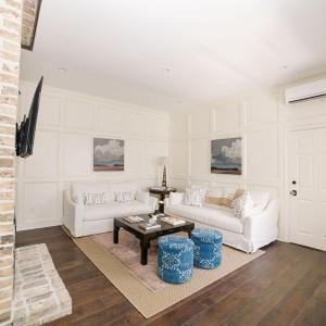Guesthouse Charleston EAST 44
