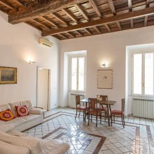 Monti Flat Rental in Rome