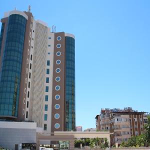 City Live Hotel