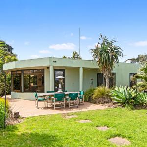 Green Oasis - Mangawhai Heads Holiday Home
