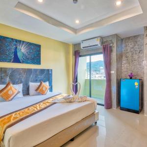 TJ Patong Hotel - Prime Location by OTOP Market & Sea