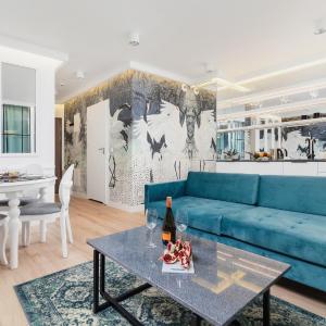Riva Verona Apartment by Renters Prestige