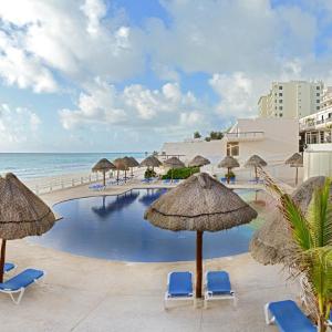 Oceanfront white sand beach condo for families