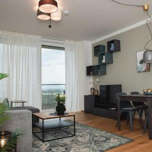 Great apartment with view and heated rooftop Pool