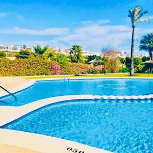Casa Beth Villamartin 2 Bedroom/ 2 Bathroom with Pool