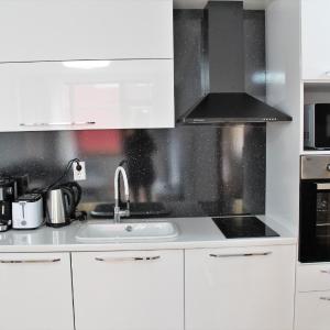 PM Services Sequoia Apartment
