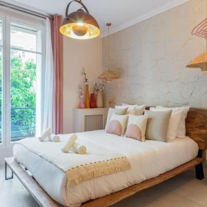 Pink & Wood cocoon