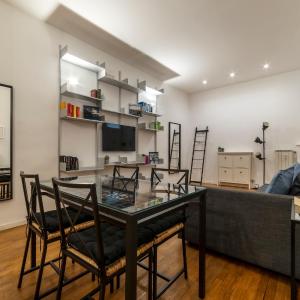 Testaccio & Piazza Liberatrice Apartment