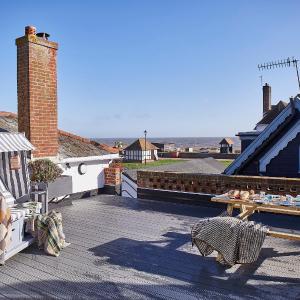 SEALOFT, Aldeburgh , Stay in Suffolk