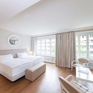 Hotel Geneva by Fassbind
