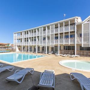 Apartment Les balcons des pêcheurs C25 by Interhome