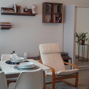 LILIOM Apartment with AC, TV and FREE PARKING space