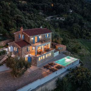 Holiday home in Supetarska Draga 33081