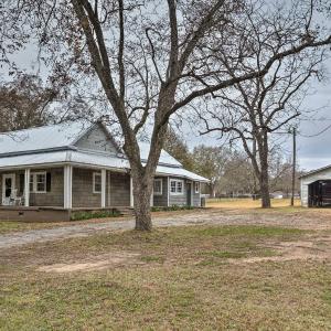 2 Mi to Lake Hartwell Charming Southern Cottage