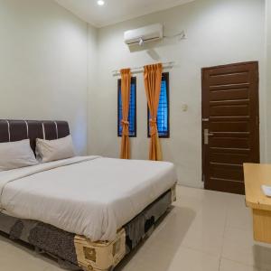 Vandolia Guest House Medan RedPartner
