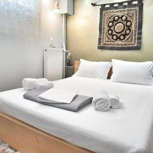 Style and Comfort 8 min from Acropolis Museum by YHA