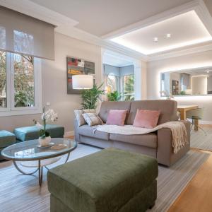You Stylish Diagonal Apartments