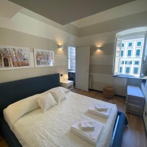 New Apartament in front of Genoa Cathedral