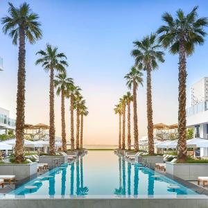 FIVE Palm Jumeirah - 2 Bedrooms & Maid Room Apartment in a Splendid Resort