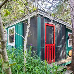 Hibiscus Coffee & Guesthouse