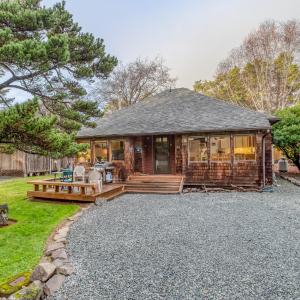 Driftwood Cottage MCA 491 - Meredith Lodging