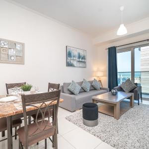 Luton Vacation Homes-Damac Heights Tower- Dubai Marina-21AB03