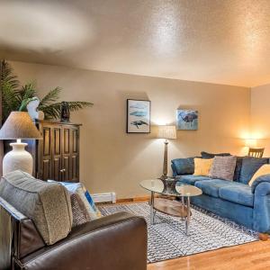 Serene Kenai Condo Less Than 4 Mi to Kenai Beach!