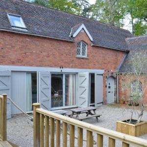 The Stables Apartment at Cefn Tilla Court, Usk