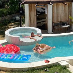 Croatia holidays with pool & sauna, near sandy beach - Rab Villa Agata