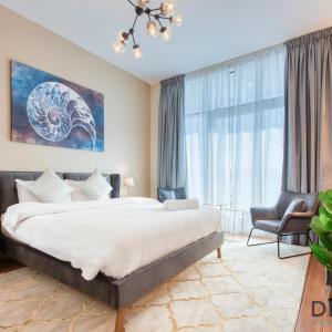 Short Distance from Global Village & Other Major Attractions Studio Unit, Al Jawhara Tower, Jumeirah Village Triangle by Deluxe Holiday Homes