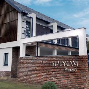 Sulyom Panzió