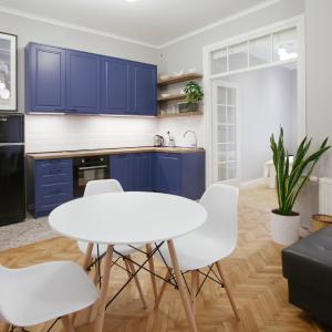 Warsaw Concierge Flat6 Hoza