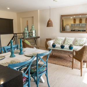 Beautifully Designed Duplex w wifi at Parque de Los Novios By Huespedia