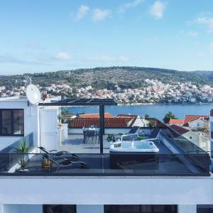 Penthouse Adriatic Blue