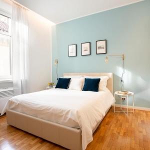 Santa Chiara Suites by Home4holidays