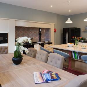 Gorgeous Central Edinburgh 3-Bedroom Apartment